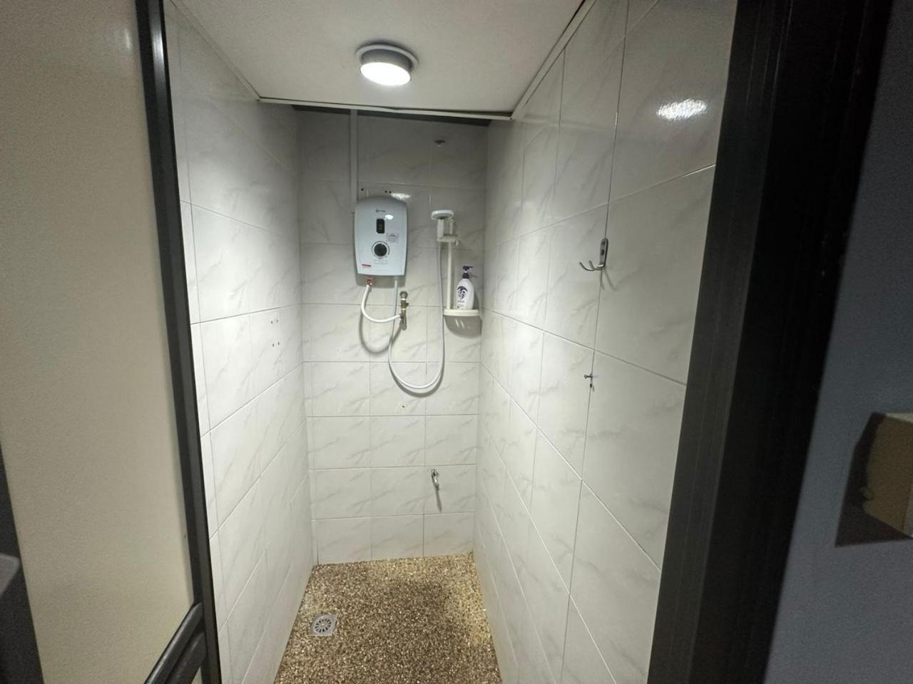 Rhv Bukit Bintang , Hostel *