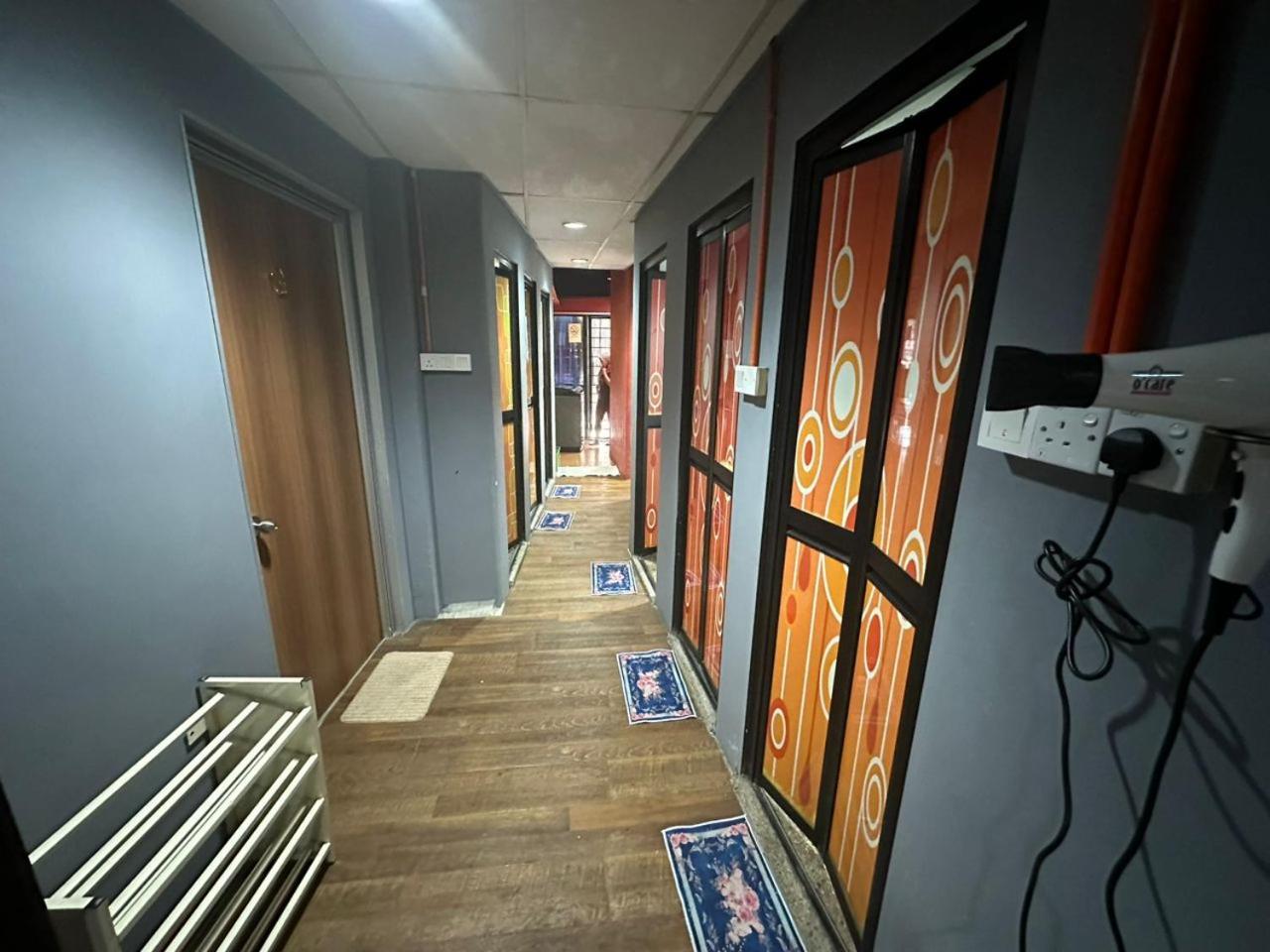 Hostel Rhv Bukit Bintang , *