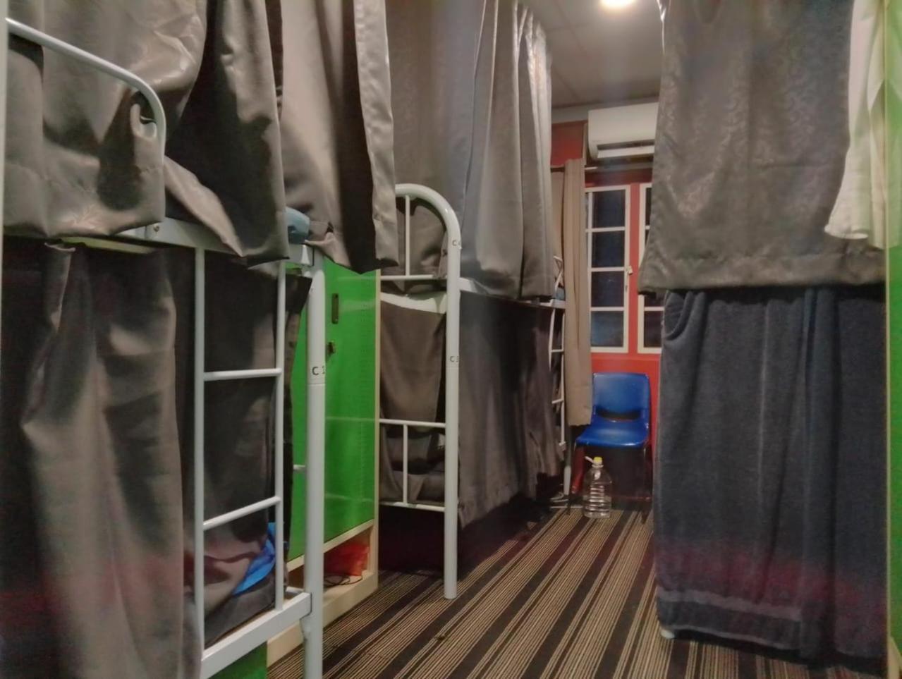 Rhv Bukit Bintang , Hostel *